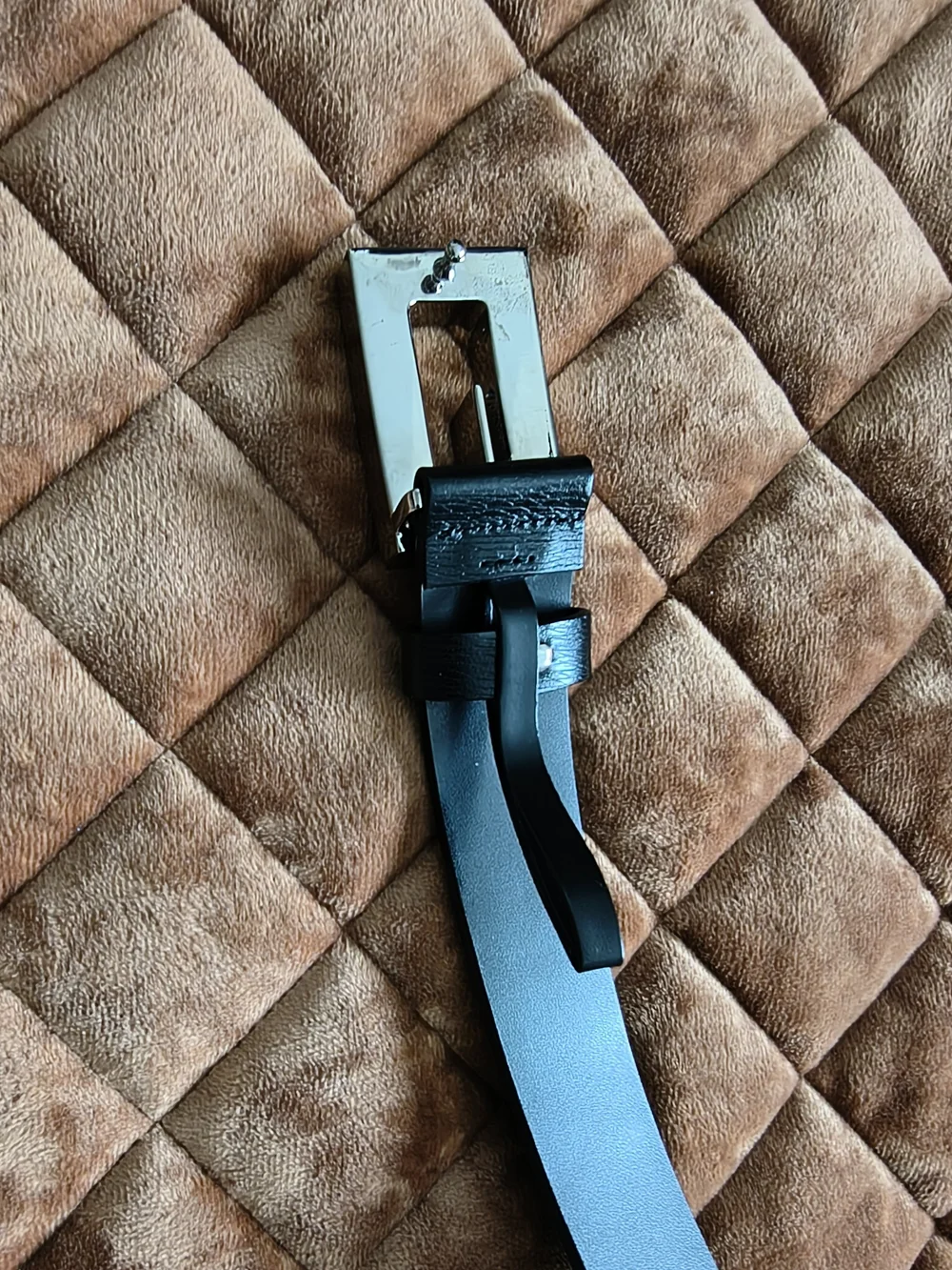 1998 Gucci The Era Of Tom Ford Black Leather Belt with Silver-Tone Buckle